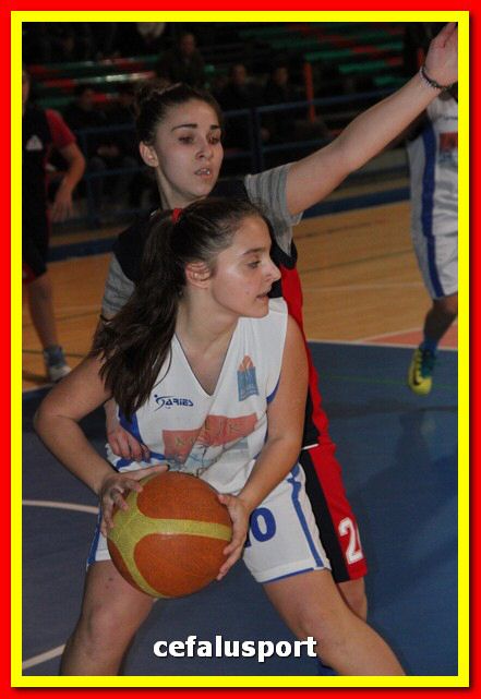 150228 Basket_U13F 064_tn.jpg